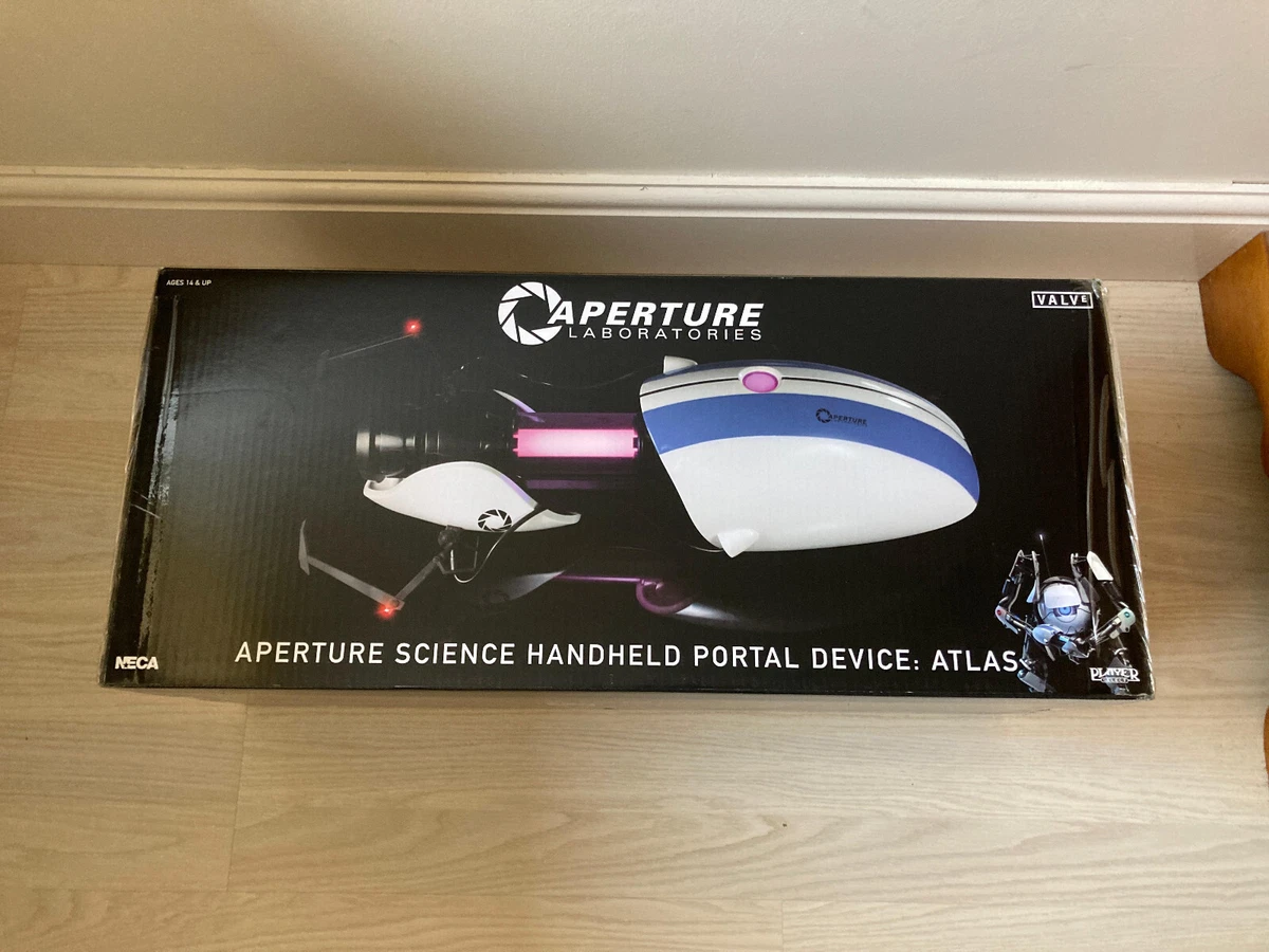 NECA portal gun 1/1 ポータルガン レプリカ 2台セット Amazon | NECA Répliqueガンポータル版Limitée NECA社【並行輸入