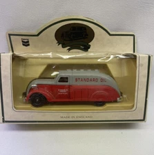 Chevron Standard Oil Streamline Tank Truck Days Gone, DieCast  Made In England