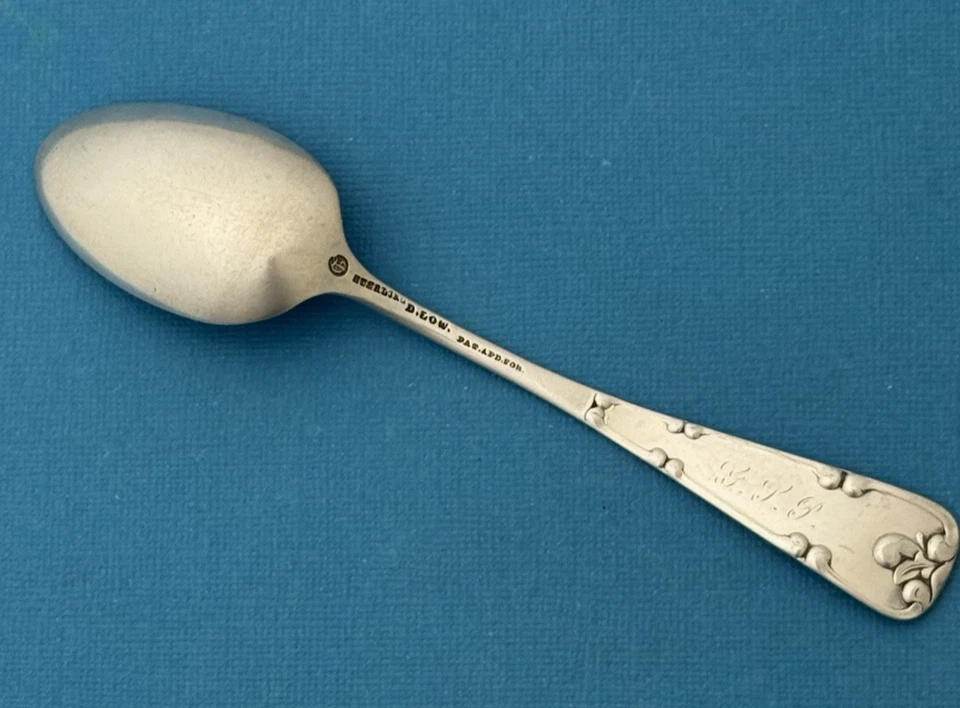 Cuchara de recuerdo Durgin Sterling BRUJA SALEM 5 3/4" Daniel Low Foto 3 de 4