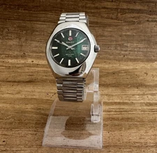 Rado Berard 700 Automatic Date Steel Men Wrist Watch Vintage 70s