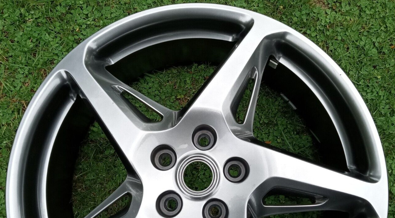 Ferrari 458 Italia Spider Rim Wheel_8.5X20_282332_282334_Front_FACTORY GENUINE_