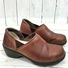 LL Bean Clogs Women 6 6M Brown Leather Mules Slip On Casual Comfort Work Heel