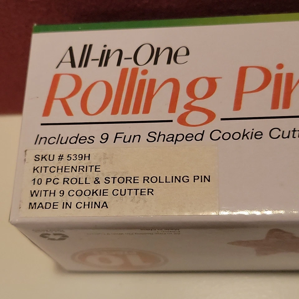 All-in-One Fillable Rolling Pin w/ 9 Plastic Cookie Cutters Roll & Store NEW — 第 4/4 张图片