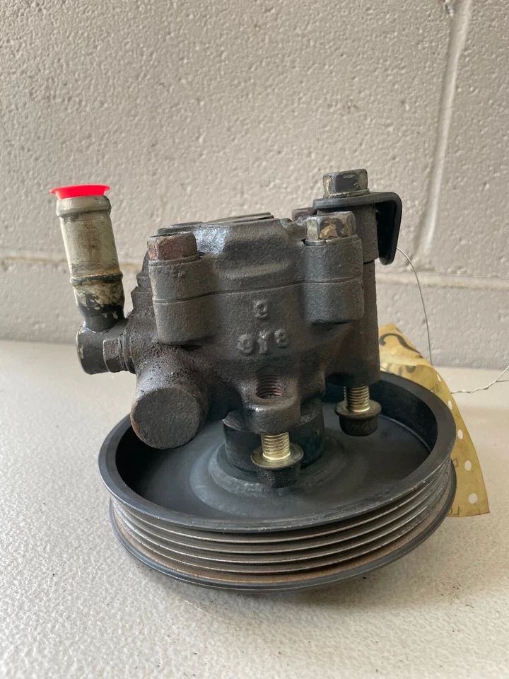 Bomba de dirección asistida Mazda MX6 1990 Foto 3 de 4