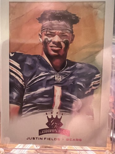 2021 Panini Chronicles Justin Fields Gridiron Kings Pink Parallel 