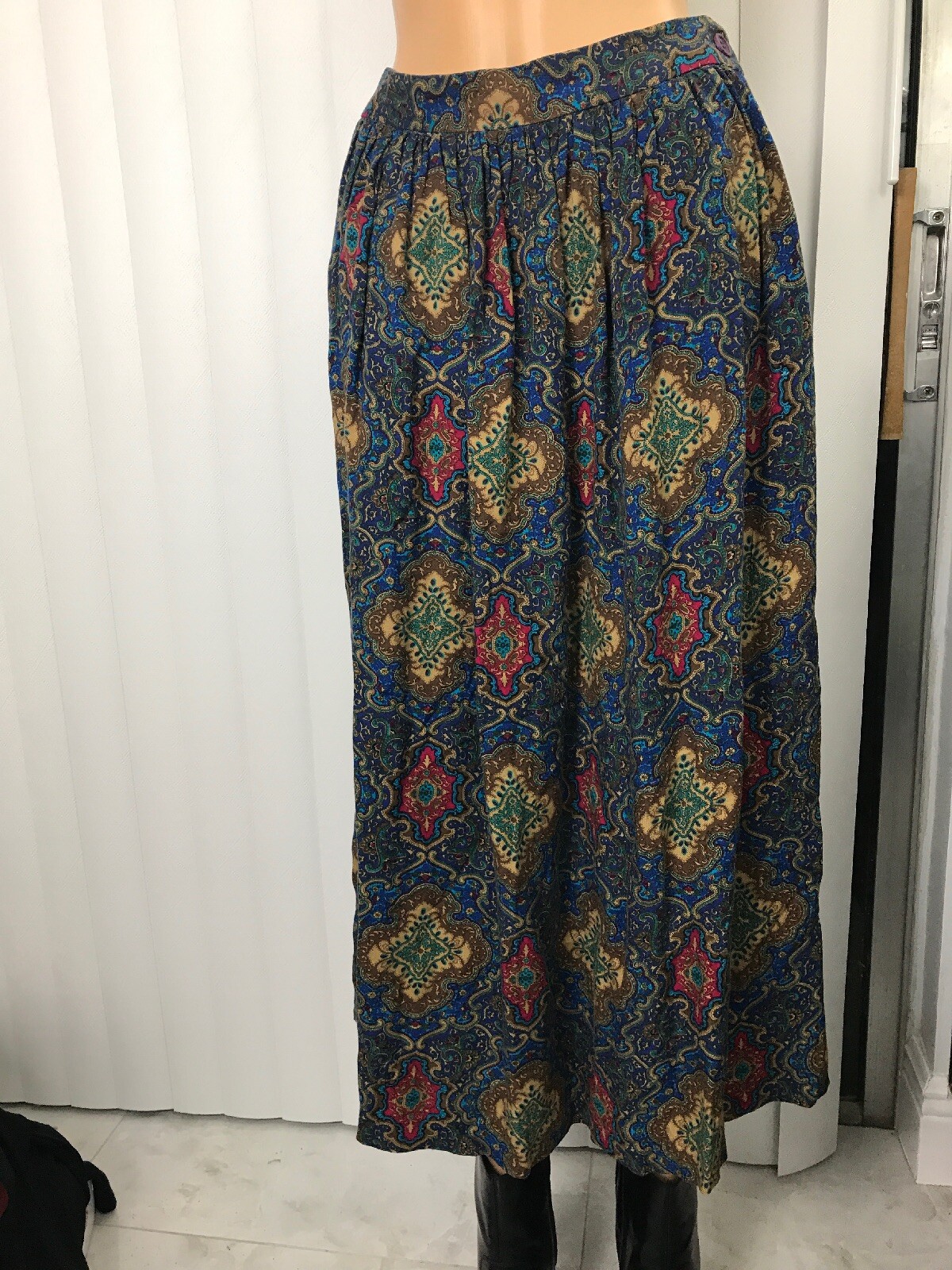 Nordstrom Town Square Dark Jewel Tones Paisley Print Pleated Skirt - Size 8 K