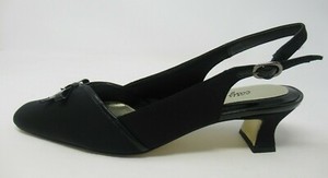 easy street incredible slingback pumps
