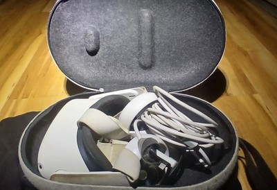 Meta Quest 2 Standalone VR Headset White with Controllers, Cable & Carrying Case