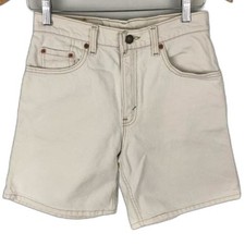 Levi s Vintage 550 Relaxed Fit Denim Shorts Size 7 Y2K Retro Chic Summer