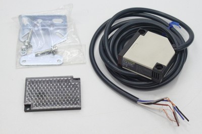 OMRON  E3JK-R2M1 Sensor Lichtschranke
