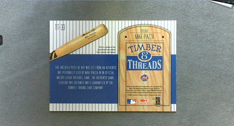 2004 Donruss Timber & Threads Game Used Bat #33 Mike Piazza Mets - Image 2 of 2