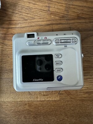 Fujifilm FinePix F410 Digital Camera “PARTS ONLY” | eBay UK