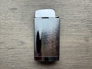 Vintage Scripto Cigarette Lighter Butane RD 1970 USA Canada - Silver - Pre-owned