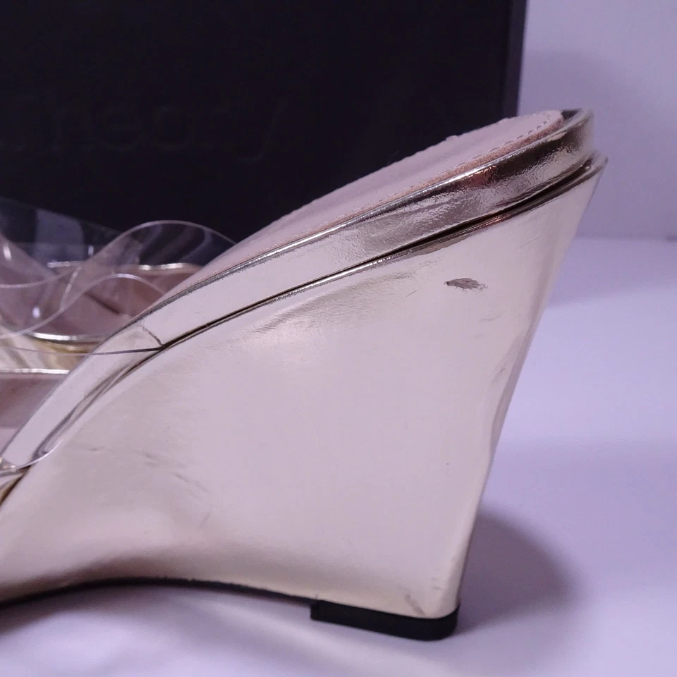 Sandalias para mujer Theory de cuña puntiaguda de cuero metálico 40 nuevas en caja 498 doradas irrg Foto 3 de 4