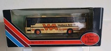 GILBOW EFE 26605 PLAXTON PARAMOUNT 3500 WALLACE ARNOLD COACH PRECISION DIE-CAST