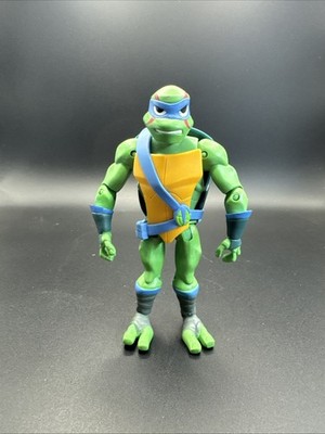 2018 Rise Of The Teenage Mutant Ninja Turtles Leonardo Figure