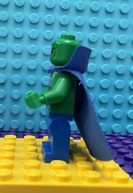LEGO Mini Figure DC Martian Manhunter Minifigure 76040 Brainiac Attack w/ Cape