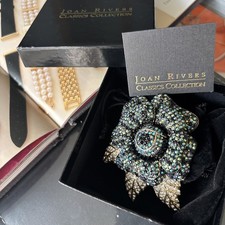 JOAN RIVERS LIMITED EDITION SWARVOSKI CRYSTAL BLACK GARDENIA BROOCH PIN