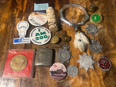 Vintage Trödel Schublade Sammlerstück Grandfader Trödel Bits und Bobs 