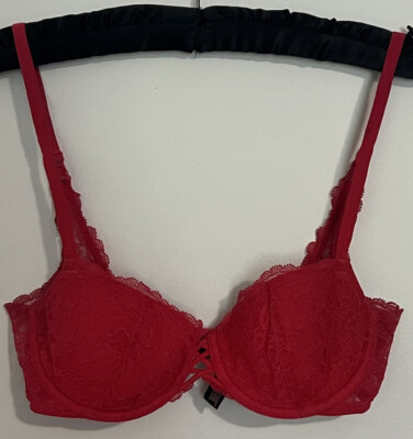 Victoria Secret Sexy Red Lace Bra Size 32D Very Pretty Nice WOW LOOK ON SALE!!!!