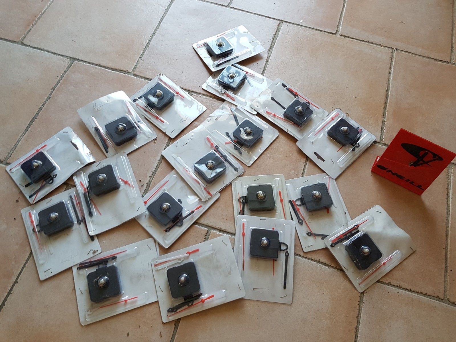 Mécanisme de mouvement d'horloge à quartz 18 pièces pour réparation de pendule et horlogerie