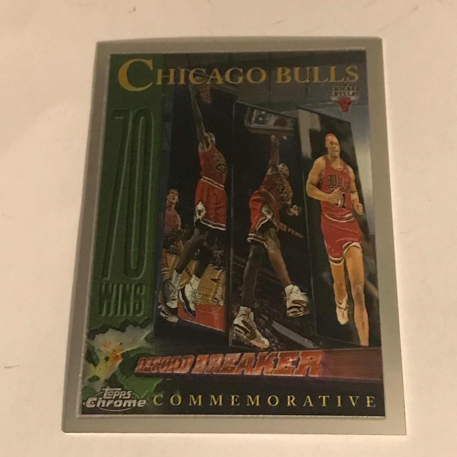 MICHAEL JORDAN 96/97 TOPPS CHROME CHICAGO BULLS RECORD BREAKER 72