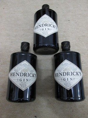 3 Flaschen Hendricks Gin 0,7l 44% vol. Flasche NEU