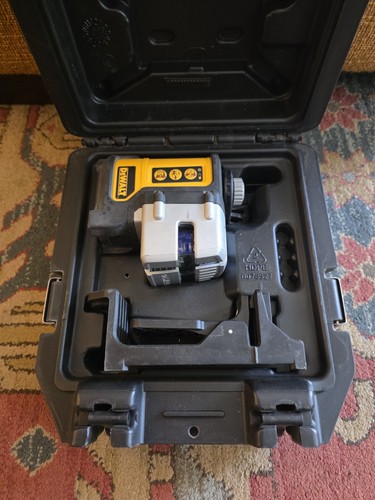 DEWALT DW089 Laser Level 3 Beam Self Leveling Red Line Tool Tested 🔧 