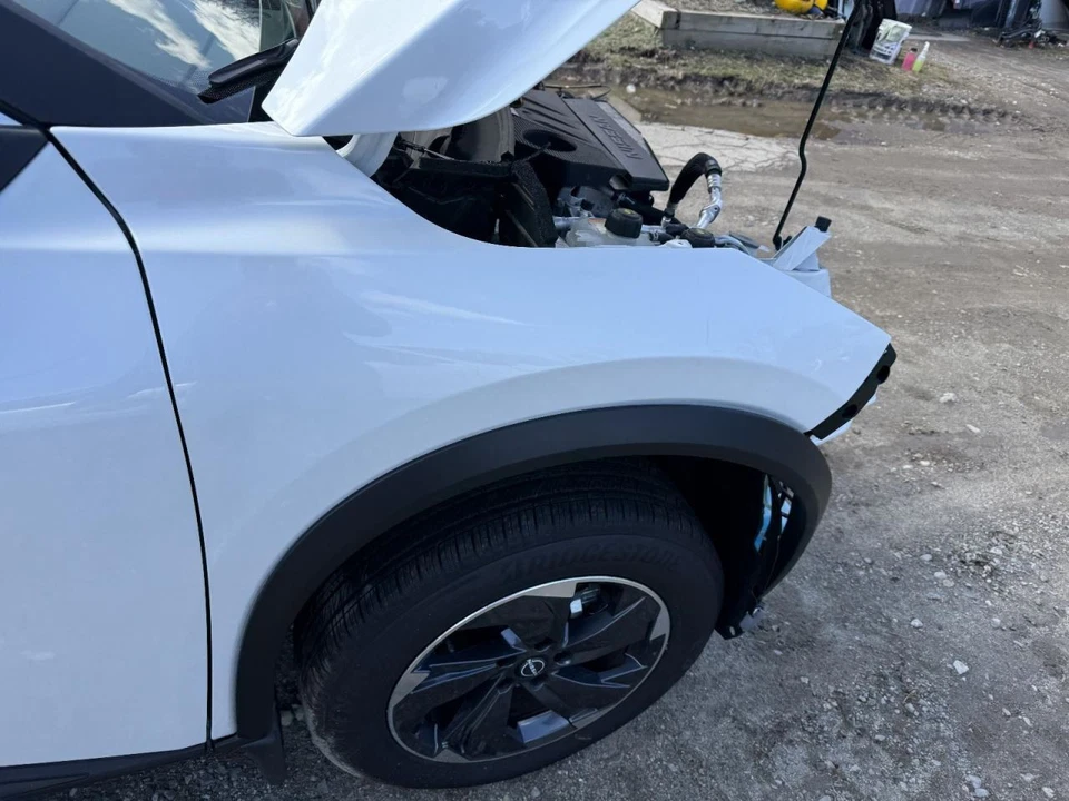 2021-2024 NISSAN ROGUE RIGHT FRONT FENDER WHITE PC:QBE 1.5L AT AWD 1.4K SV 66087 - Image 2 of 4