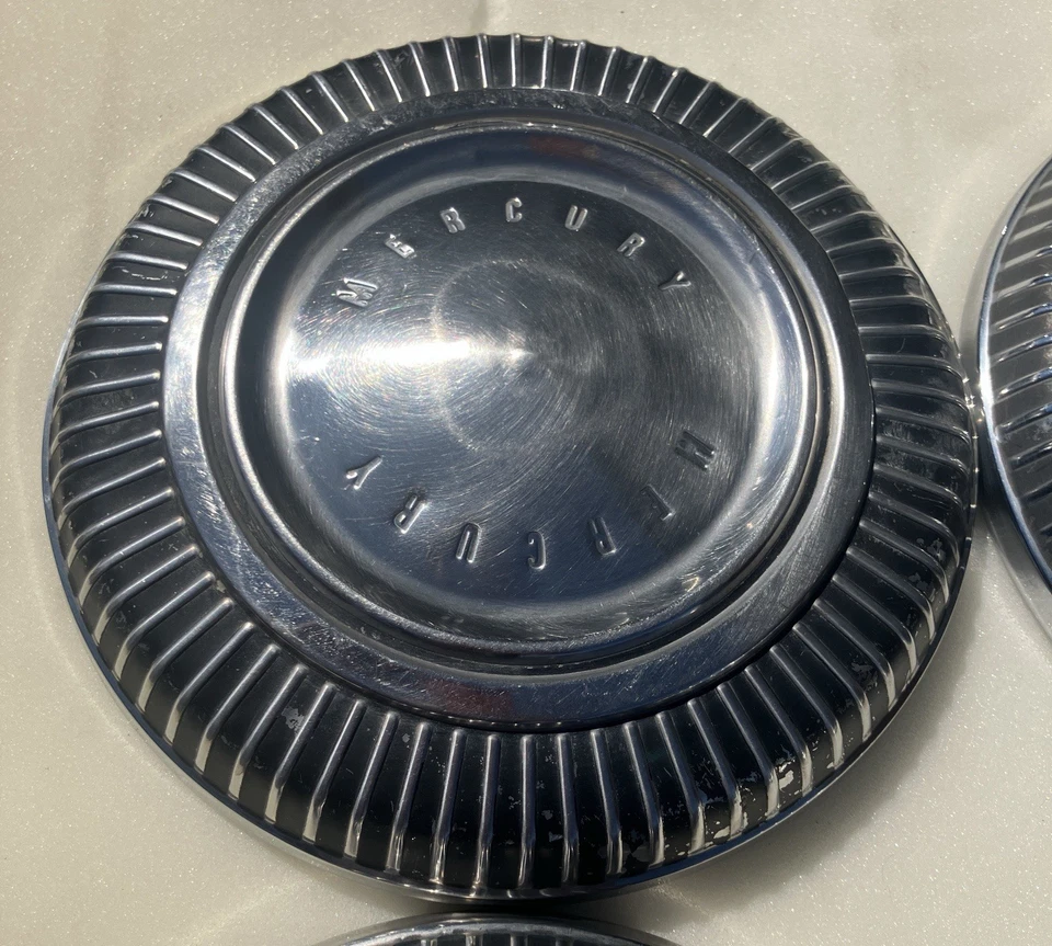 Juego de 4 tapacubos Mercury Comet GT Cougar 1965-1968 10,50" OEM plato para perros pobreza Foto 4 de 4