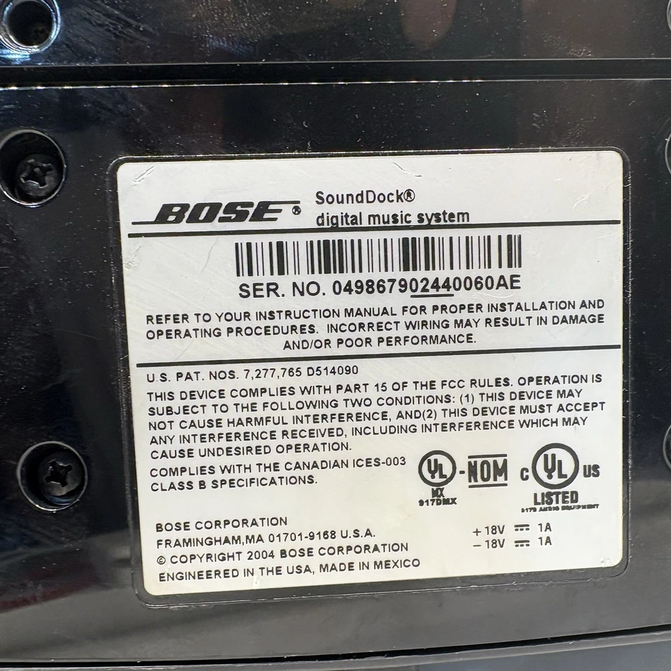 Bose SoundDock Digital Music System Speaker - Image 3 of 4