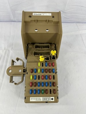 2009-2013 Subaru Forester Fuse Box Relay Junction Box 82201FG010 OEM