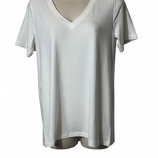Zenana Premium White Perfect Fit V Neck Tee, Women  s Size M
