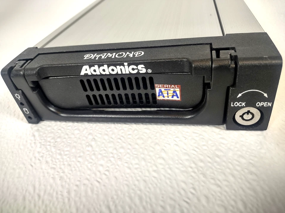 ADDONICS DIAMOND Diamond Drive Cartridge System NO KEY for PARTS - Image 2 of 4