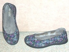 Women's multicolored ALEGRIA PET-500 by PG Lite slip on flats / shoes , 7.5