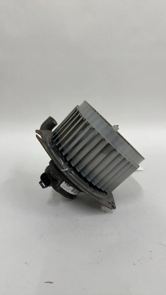 GMC Van Savana 3500 1996-2024 soplador motor delantero 52433950 Foto 2 de 4