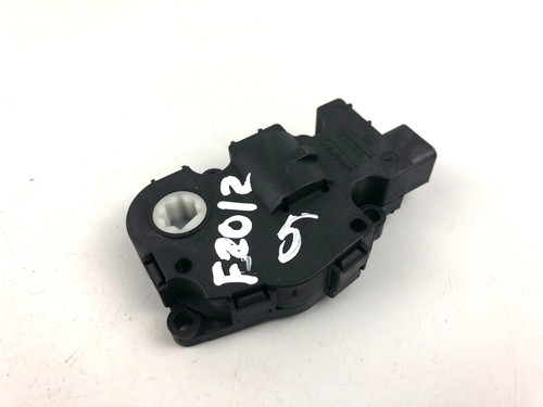 BMW 1er Reihe F20 M135i Klimaanlagen-Heizungsklappen-Servomotor T946104