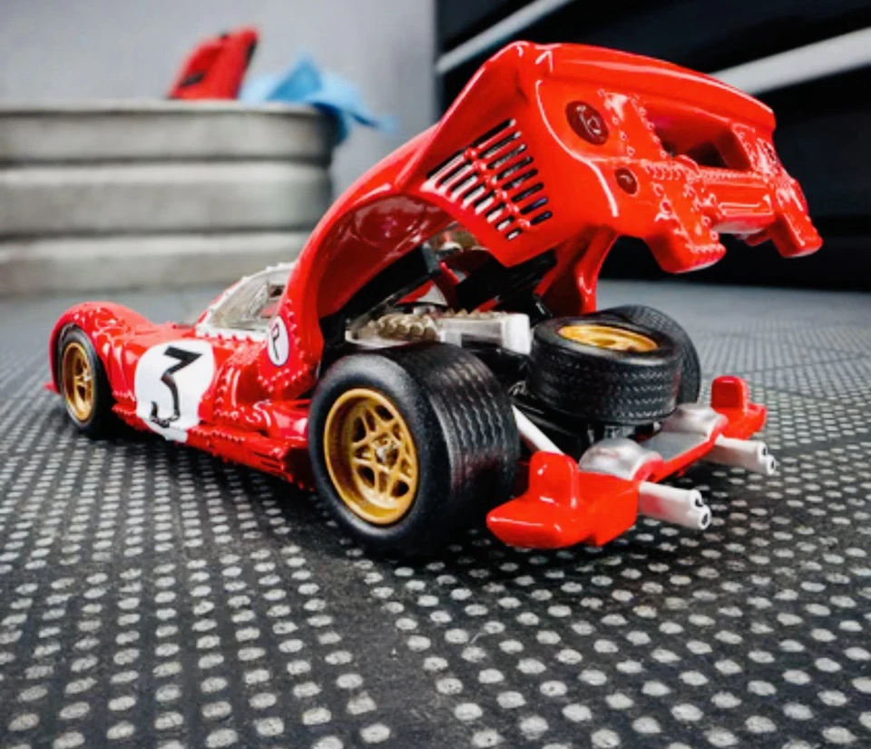 2025 Hot Wheels Elite 64 1967 Ferrari 330 P4 [PRESALE] - Bild 3 von 4