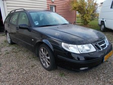 Commodo Saab 9-5