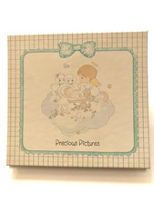 Hallmark Precious Moments Snapshot Album