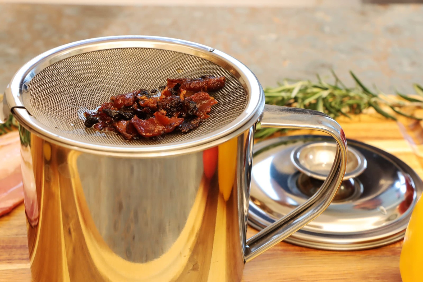 Bacon Grease Container with Strainer, Stainless Steel Oil Storage Can Container