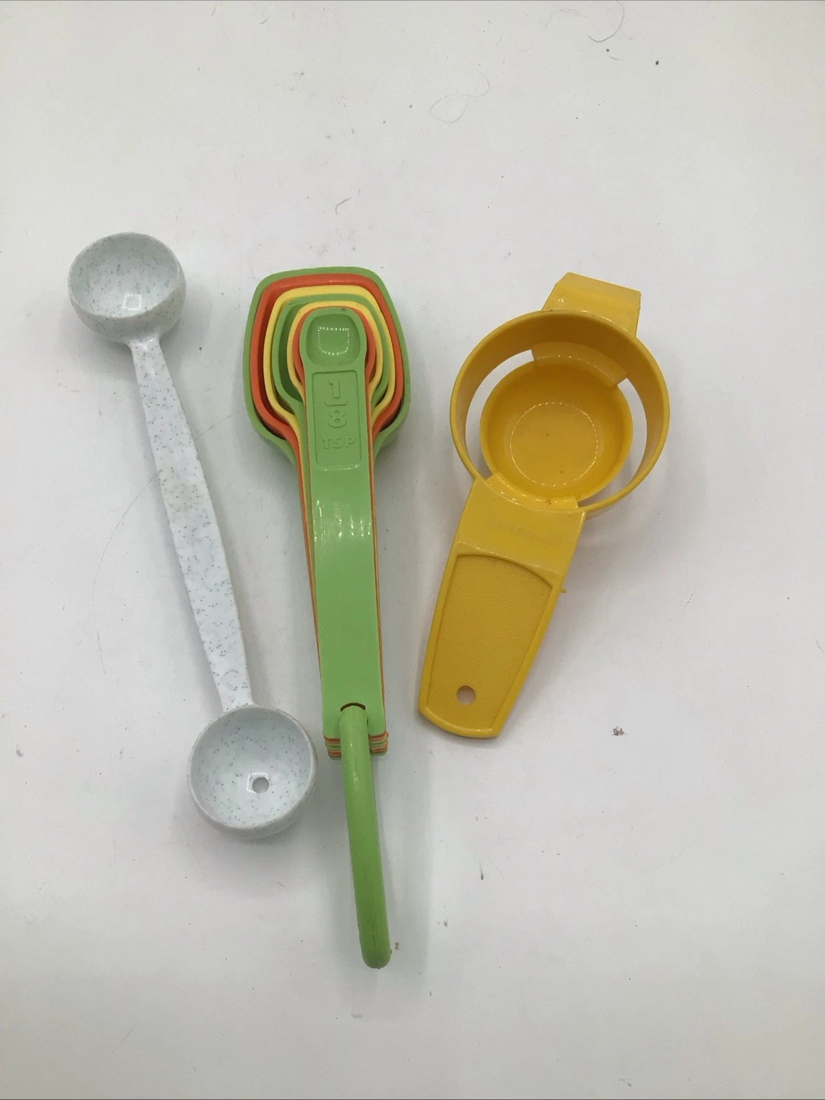 Tupperware Vintage Measuring Spoons Egg Separator Melon Baller