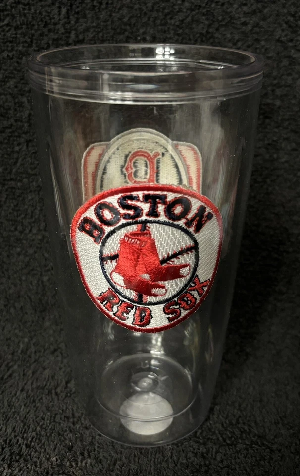 RARO Boston Red Sox 2004 Serie Mundial Campeones Parches Vaso Aislado Vidrio Foto 2 de 3