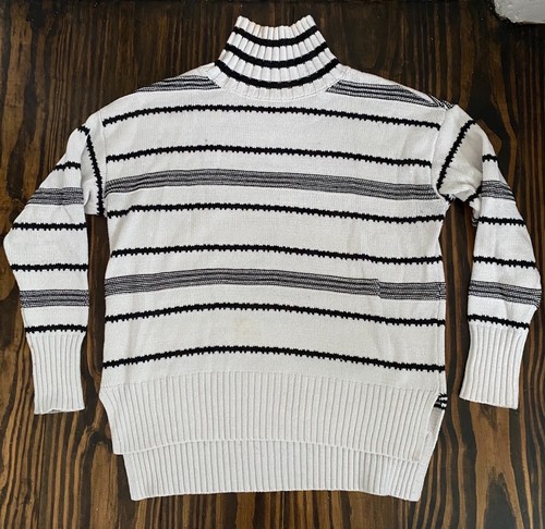 LOFT Black White Striped Thick 