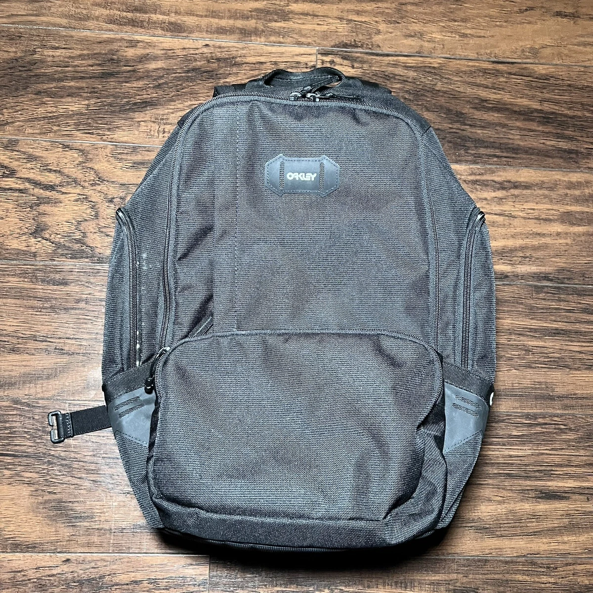 Oakley street online organizing backpack
