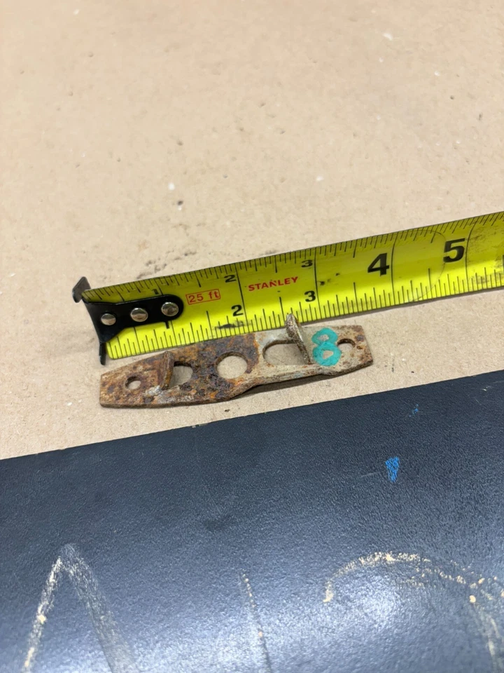 1 Б/У КРОНШТЕЙН ДЛЯ КРЕПЛЕНИЯ БОКОВОГО ЗЕРКАЛА 60-Е 70-Е GM GTO LEMANS SKYLARK IMPALA GS 62 63 6 - Изображение 3 из 4