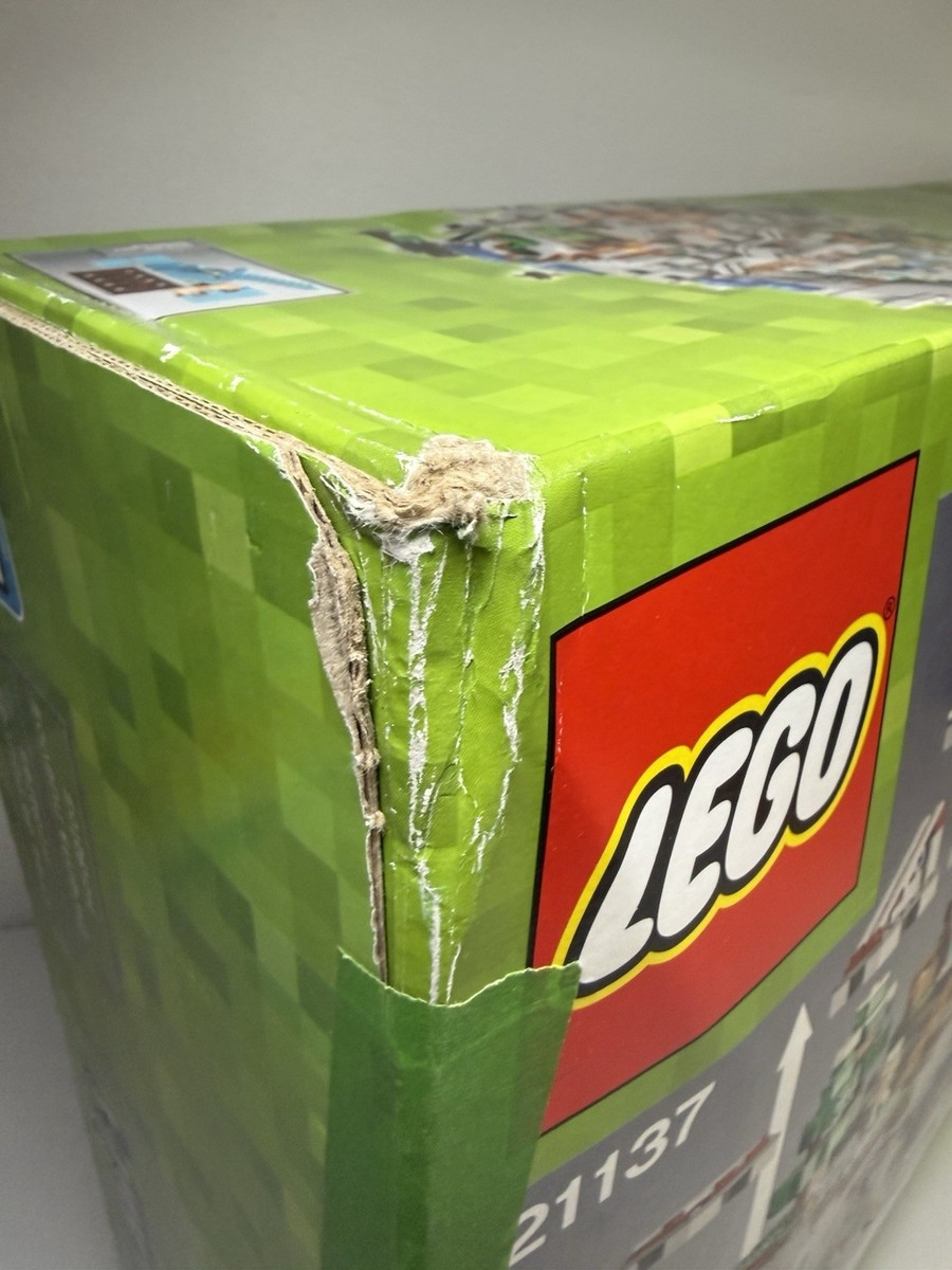 LEGO Minecraft 21137 The Mountain Cave OPEN BOX SEALED CONTENT