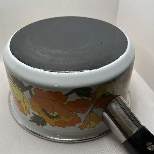 VTG 70 Enamel Ware 3pcs Set OrangeYellowGreen Poppy 2 SaucePans 2 Lids 1 Skillet - Picture 13 of 16