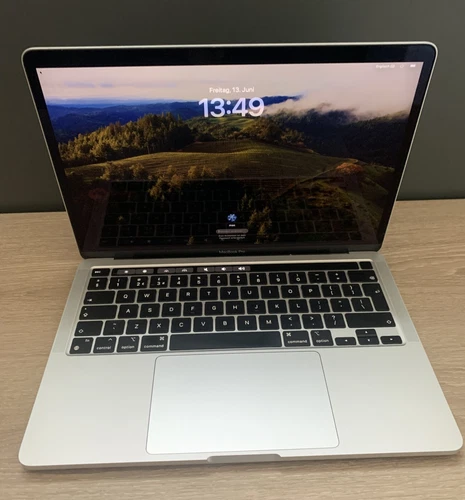 MacBook Pro A2338 13.3" M1 8 CPU/8 GPU 16GB DDR 256GB NVMe macOS B-Ware18