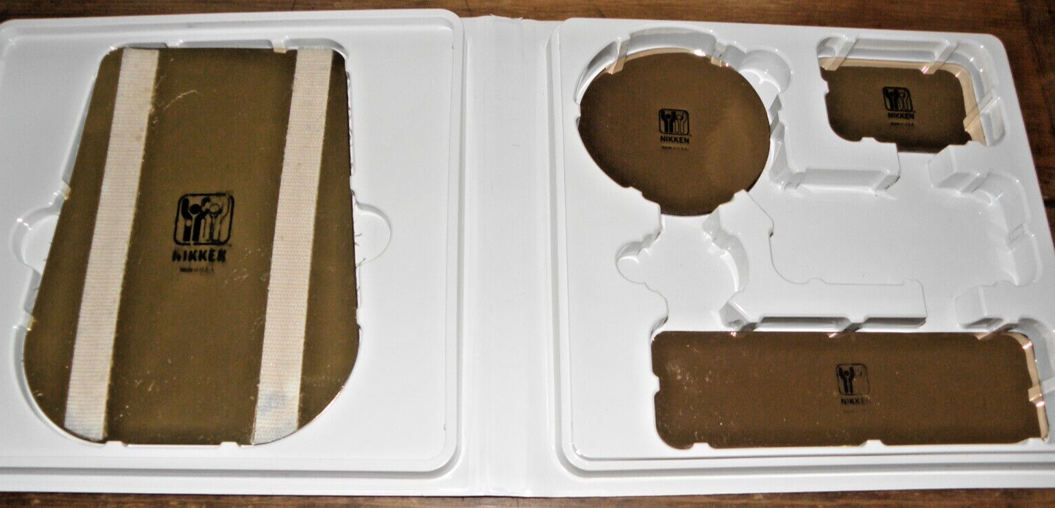 Nikken Kenko Promo Pads Health Set of 4 w Case Back 7.